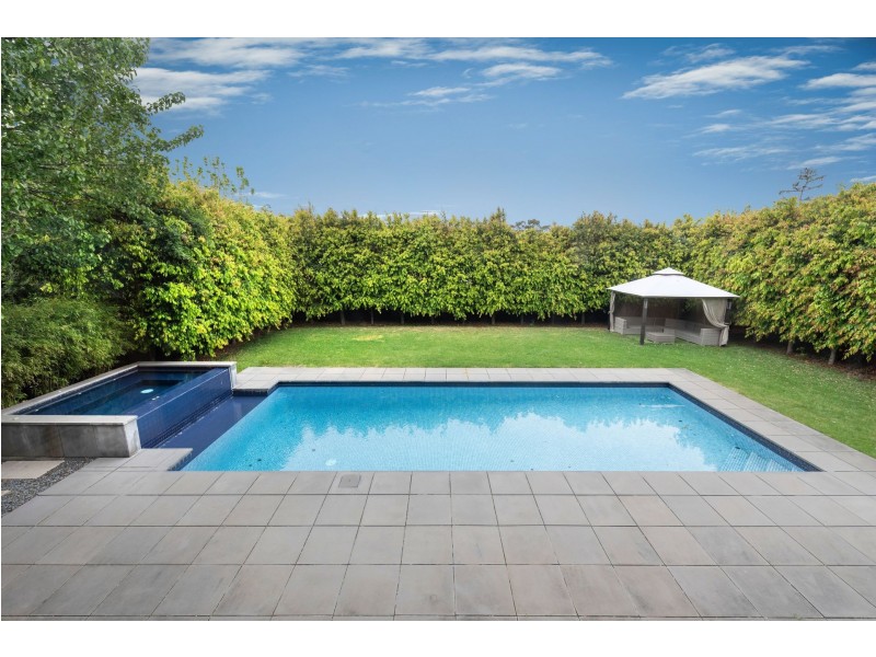 18 Hawthorn Glen, Hawthorn VIC 3122