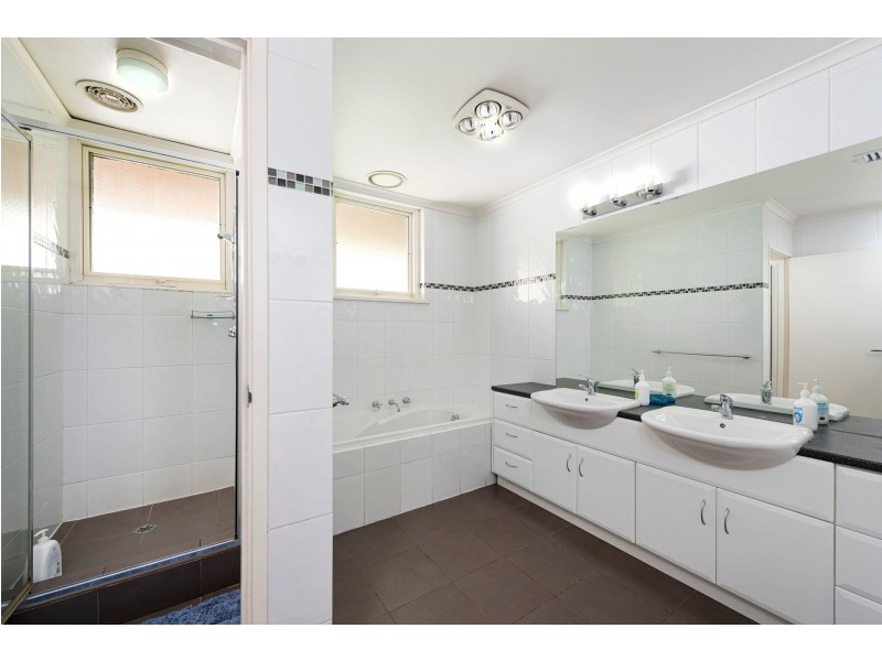 18 Hawthorn Glen, Hawthorn VIC 3122