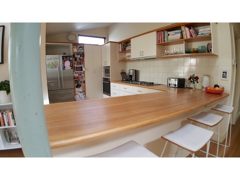 8 Rosedale Road, Glen Iris VIC 3146