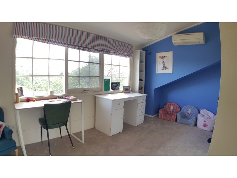 8 Rosedale Road, Glen Iris VIC 3146