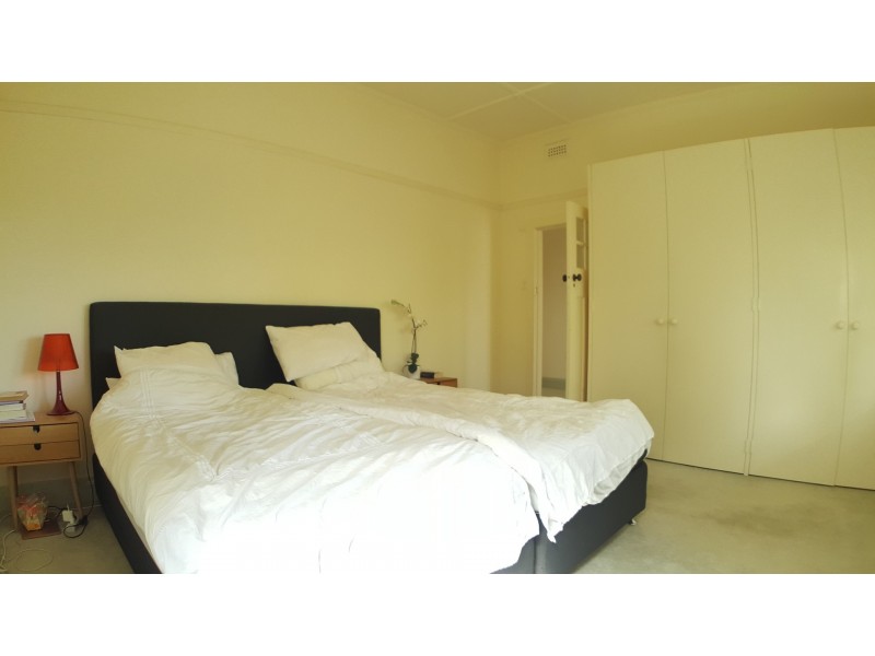 8 Rosedale Road, Glen Iris VIC 3146