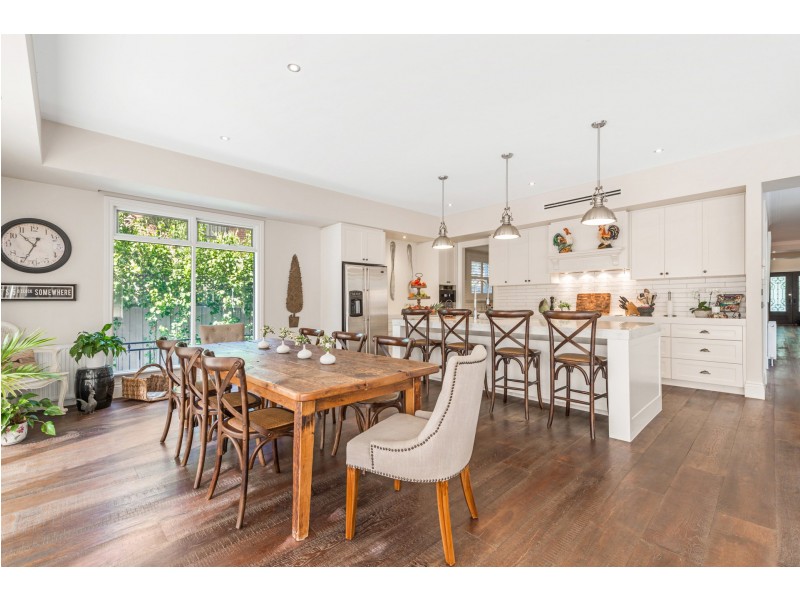 14 Hillcrest Avenue, Kew VIC 3101