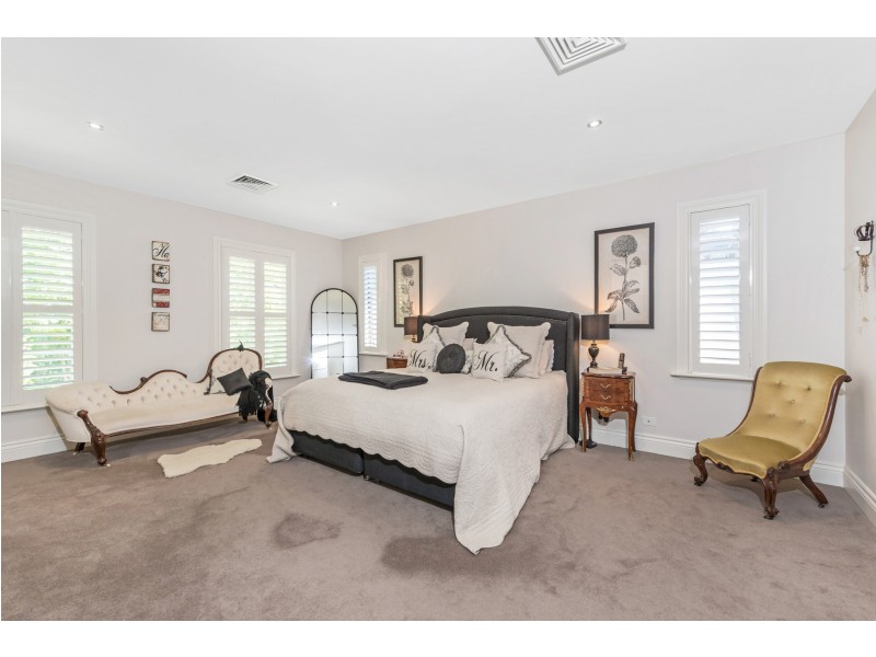 14 Hillcrest Avenue, Kew VIC 3101