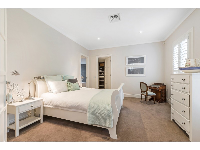 14 Hillcrest Avenue, Kew VIC 3101