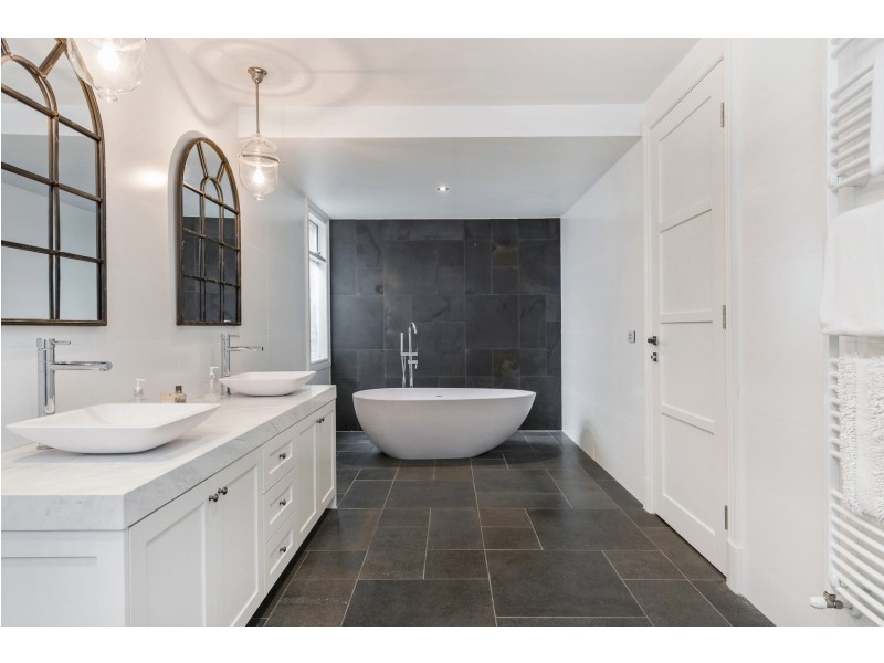 14 Hillcrest Avenue, Kew VIC 3101