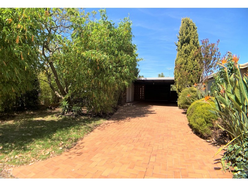 56 Elm Grove, Kew East VIC 3102