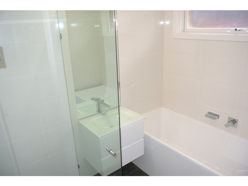 2/28-30 Orange Grove, Camberwell VIC 3124