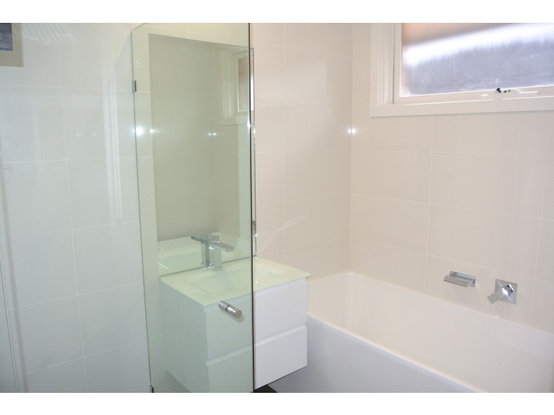 2/28-30 Orange Grove, Camberwell VIC 3124