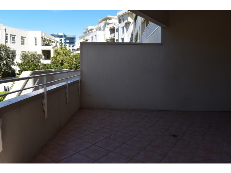 11/3 Seisman Place, Port Melbourne VIC 3207