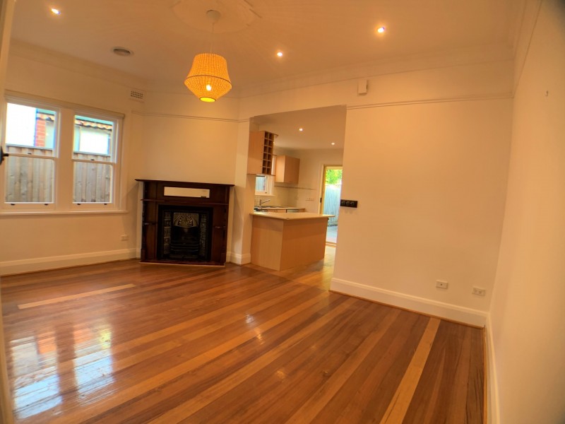 15 Fern Avenue, Windsor VIC 3181