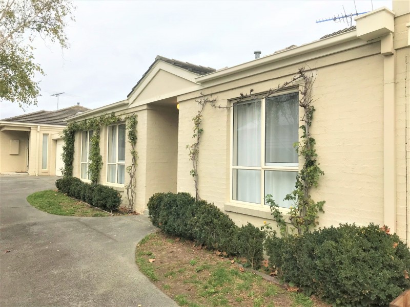 2/18 Sycamore Street, Malvern East VIC 3145
