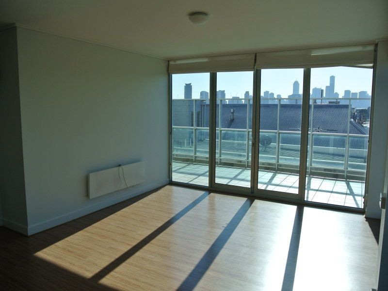 24B/200 Bay Street, Port Melbourne VIC 3207