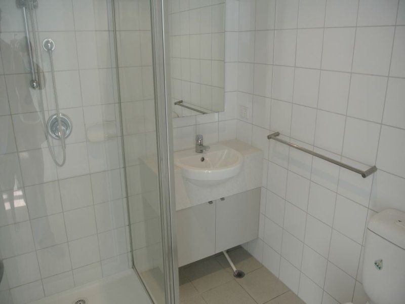 24B/200 Bay Street, Port Melbourne VIC 3207