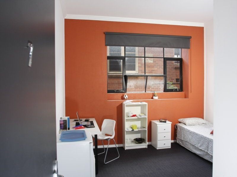 711 Plenty Road, Preston VIC 3072