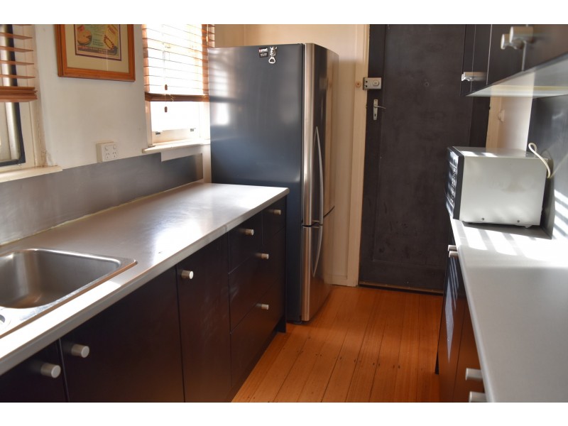 2/60 Chapel Street, St Kilda VIC 3182