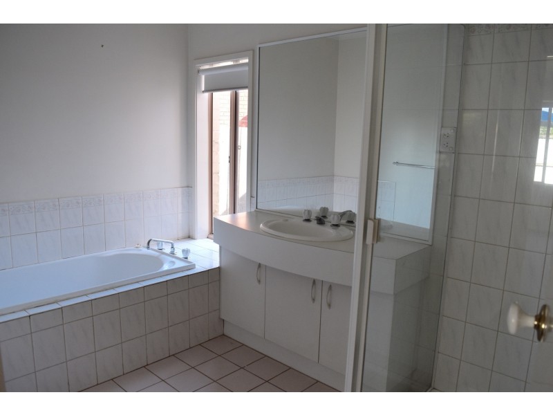 4 Yarra Links Way, Bentleigh East VIC 3165