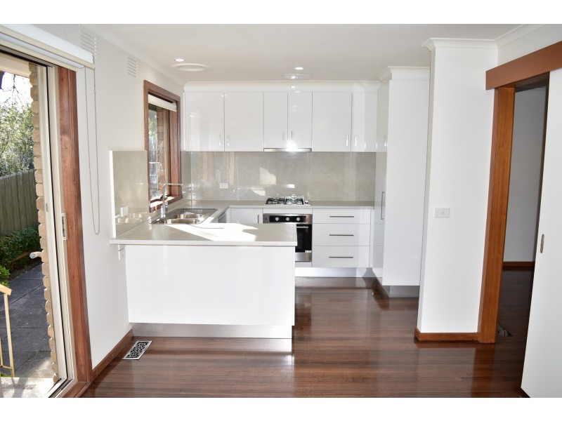 8/11 Parring Road, Balwyn VIC 3103