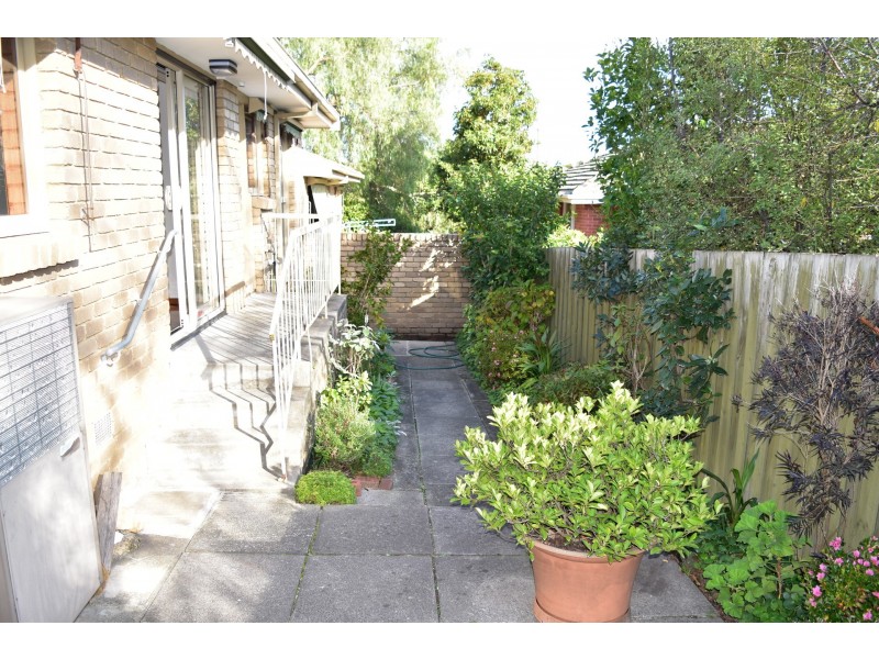 8/11 Parring Road, Balwyn VIC 3103