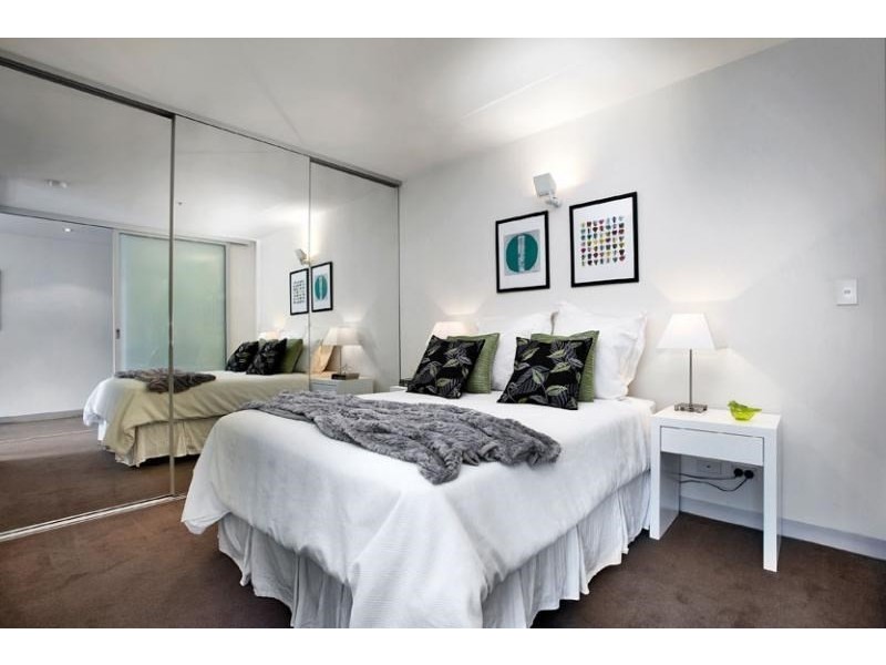 302/1 Danks Street, Port Melbourne VIC 3207