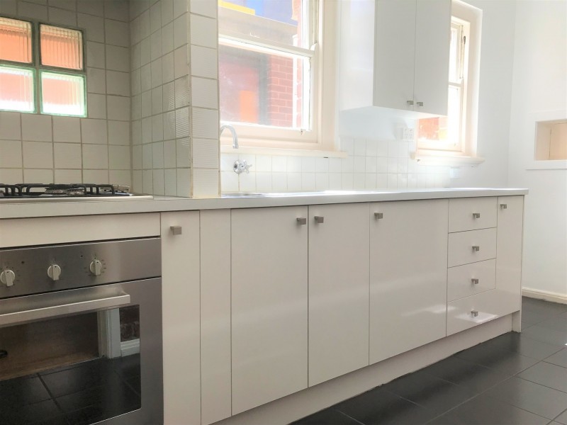 1/60 Chapel Street, St Kilda VIC 3182