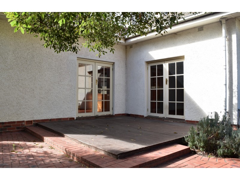 2 Kent Street, Kew VIC 3101