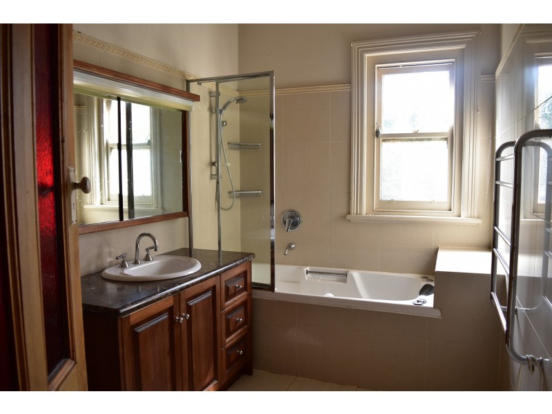 2 Kent Street, Kew VIC 3101