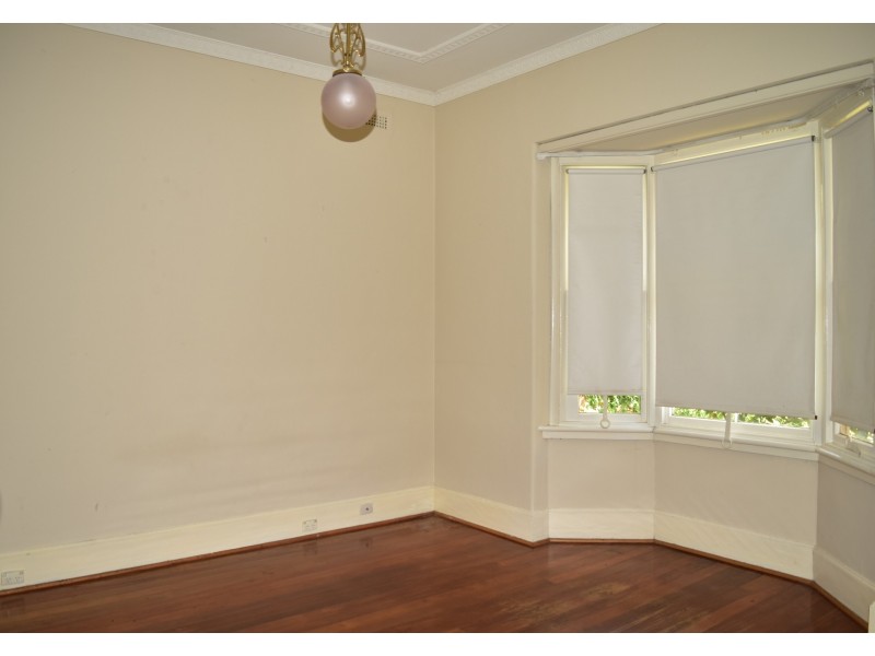 2 Kent Street, Kew VIC 3101