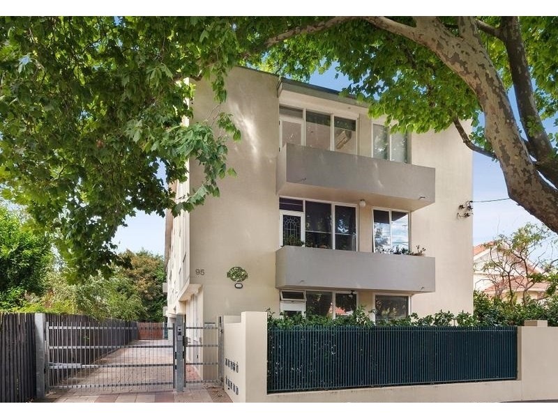 9/95 Addison Street, Elwood VIC 3184