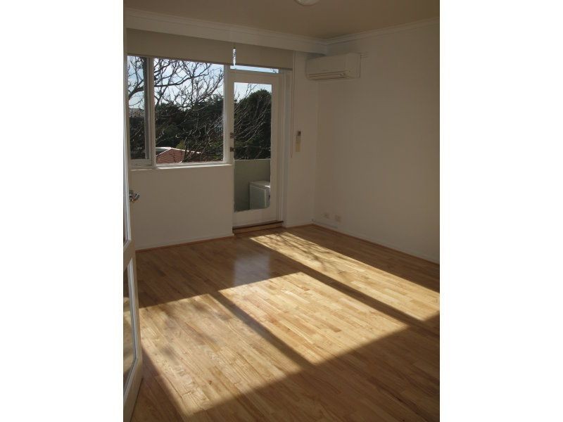 9/95 Addison Street, Elwood VIC 3184