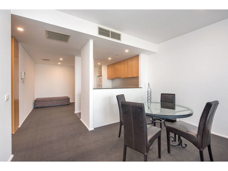 104/55 Beach Street, Port Melbourne VIC 3207