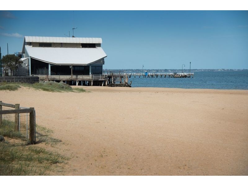 104/55 Beach Street, Port Melbourne VIC 3207