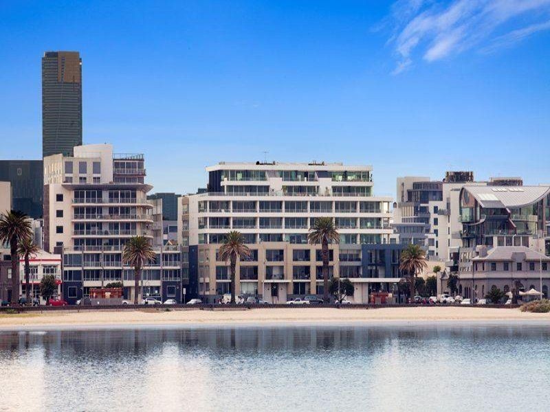 104/55 Beach Street, Port Melbourne VIC 3207