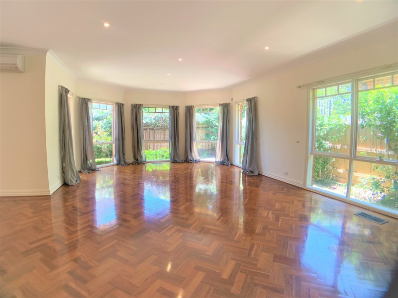 37 Wandsworth Road, Surrey Hills VIC 3127