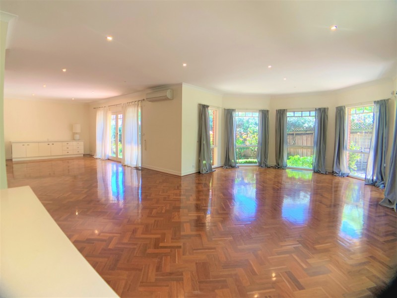 37 Wandsworth Road, Surrey Hills VIC 3127