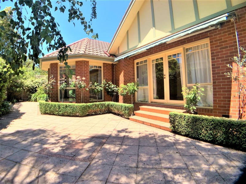 37 Wandsworth Road, Surrey Hills VIC 3127