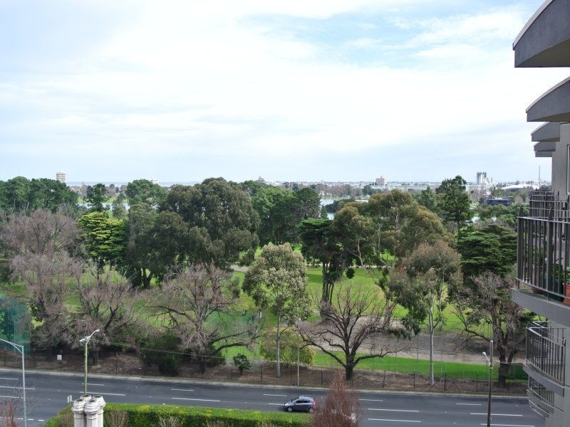 706/23 Queens Road, Melbourne VIC 3004