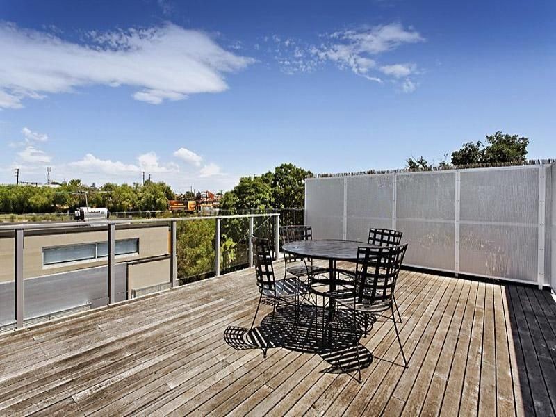 7/4 Urquhart Street, Northcote VIC 3070