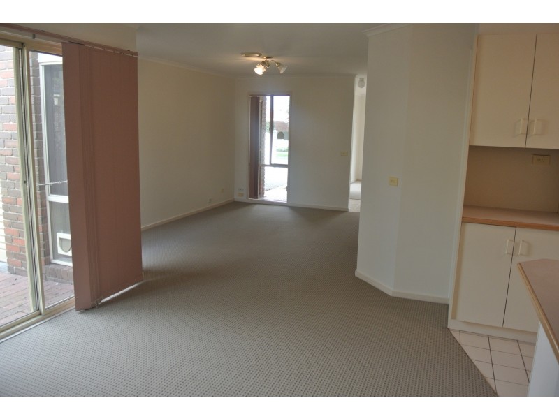 16 Baradine Street, Chadstone VIC 3148