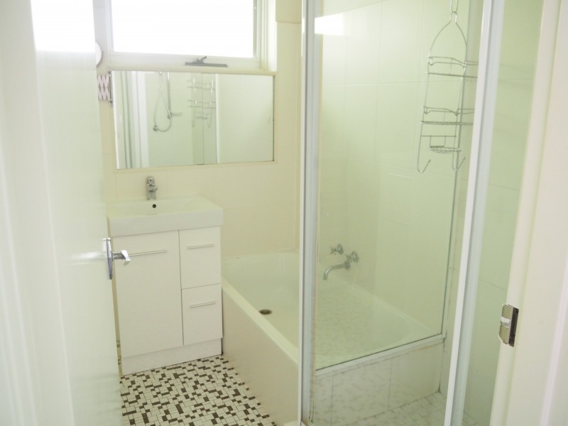 12/293 Kooyong Road, Elsternwick VIC 3185