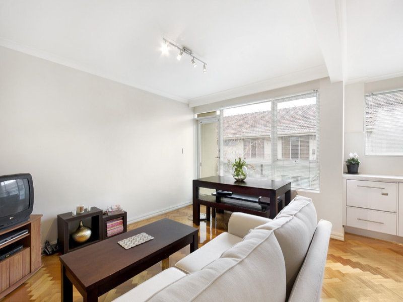 9/11 Kooyong Road, Armadale VIC 3143