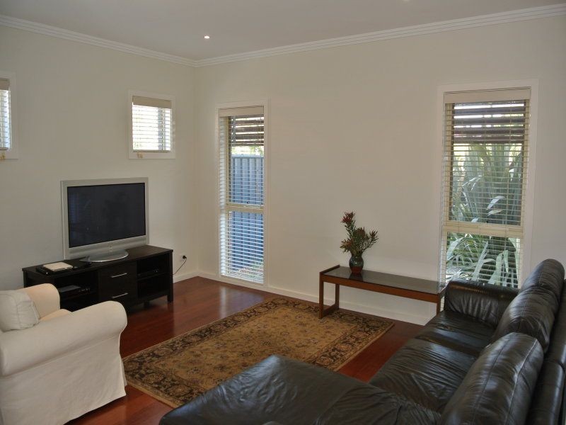 1/207 Gillies Street, Fairfield VIC 3078