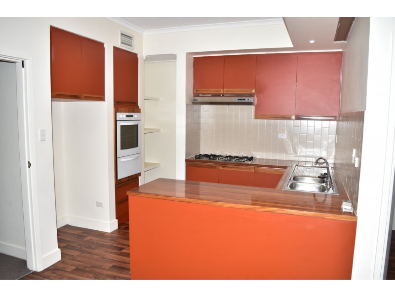 6 Ellesmore Court, Kew VIC 3101