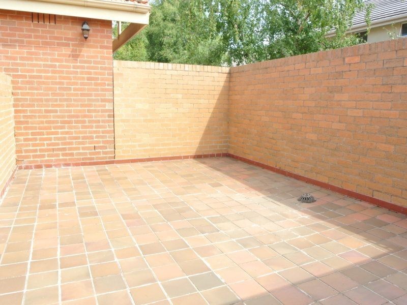 6 Ellesmore Court, Kew VIC 3101