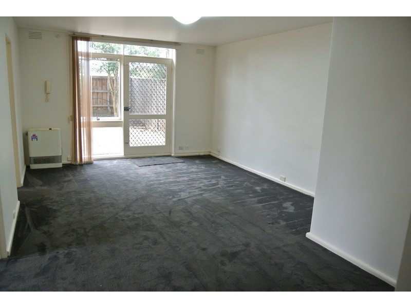 2/1 Duncraig Avenue, Armadale VIC 3143