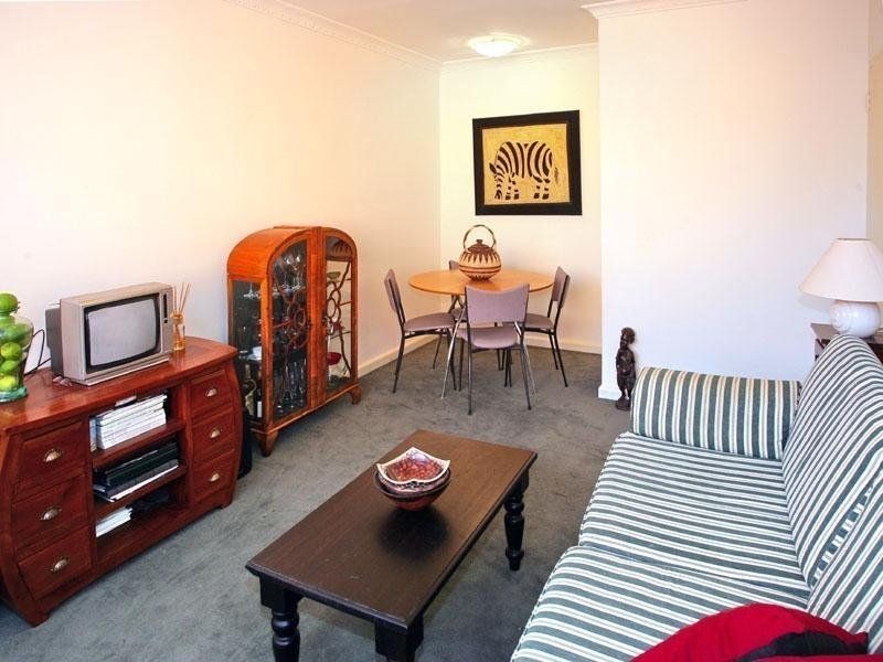 4/4 Gurner Street, St Kilda VIC 3182
