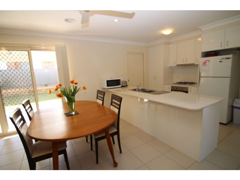 35 Pippin Way, Orange NSW 2800