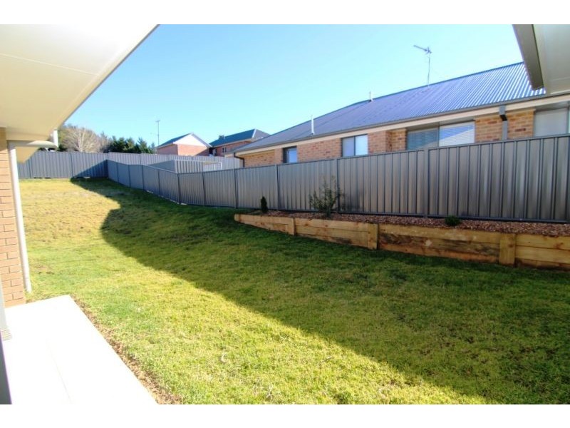 35 Pippin Way, Orange NSW 2800
