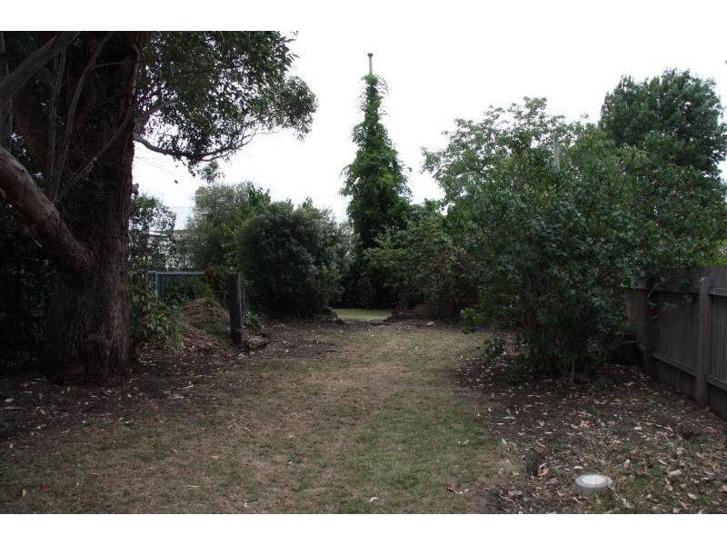 283 Russell Street, Bathurst NSW 2795