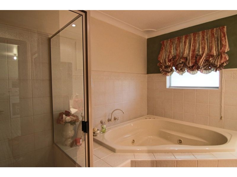 30 Lawson Crescent, Orange NSW 2800