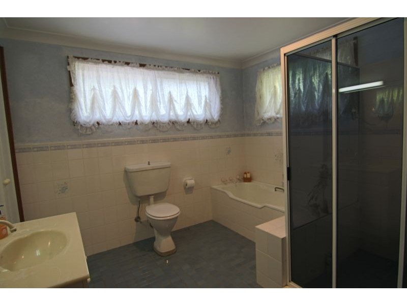 30 Lawson Crescent, Orange NSW 2800